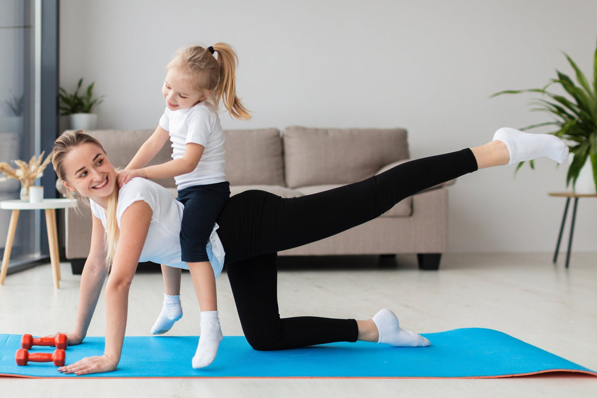 Top 5 Simple Yoga Stretches for Mother-Child Practise