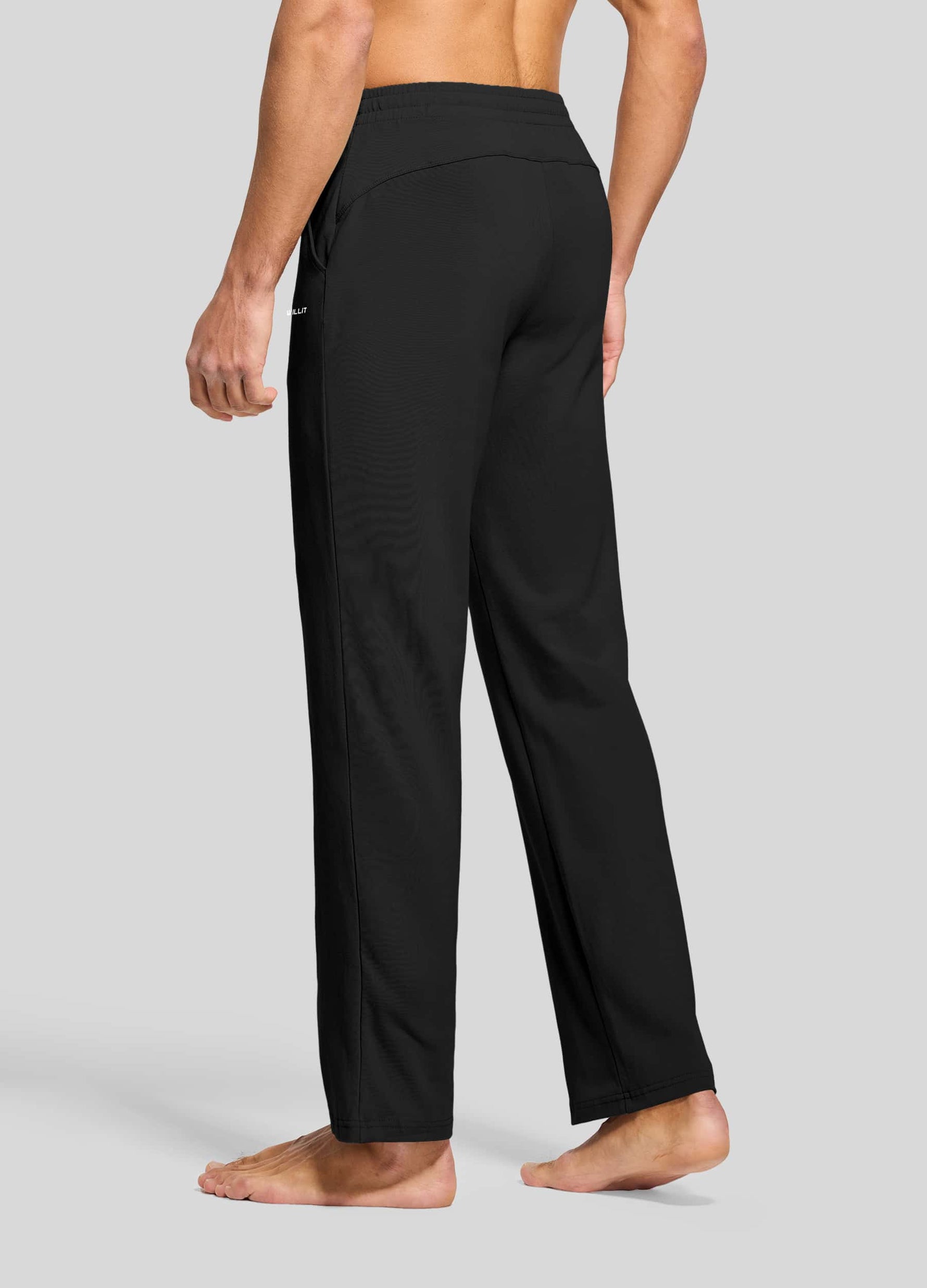 Men wearing cotton lounge pants 