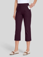 Willit Women's Button Pull On Capris in 