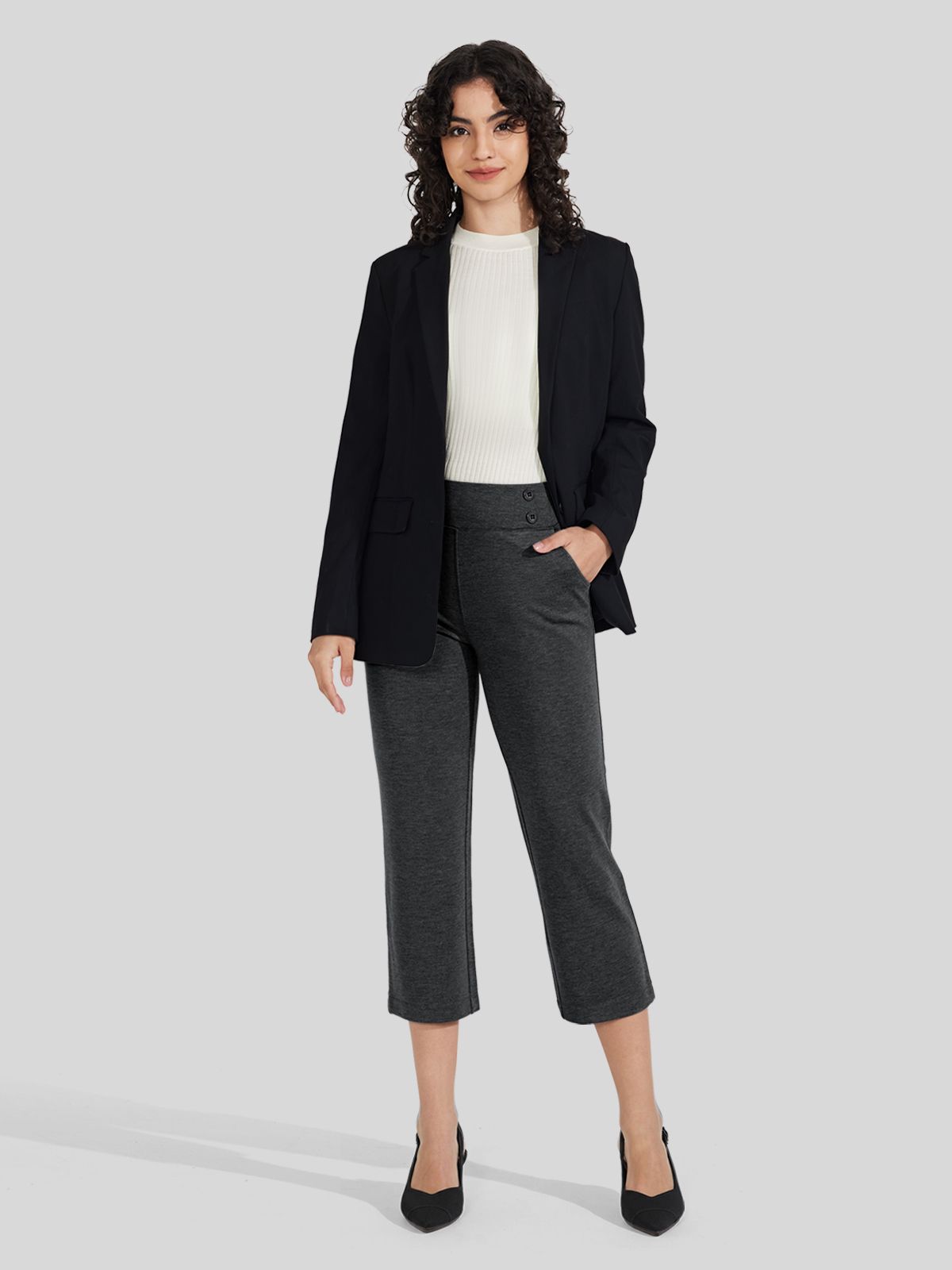 Willit Women's Button Pull On Capris 