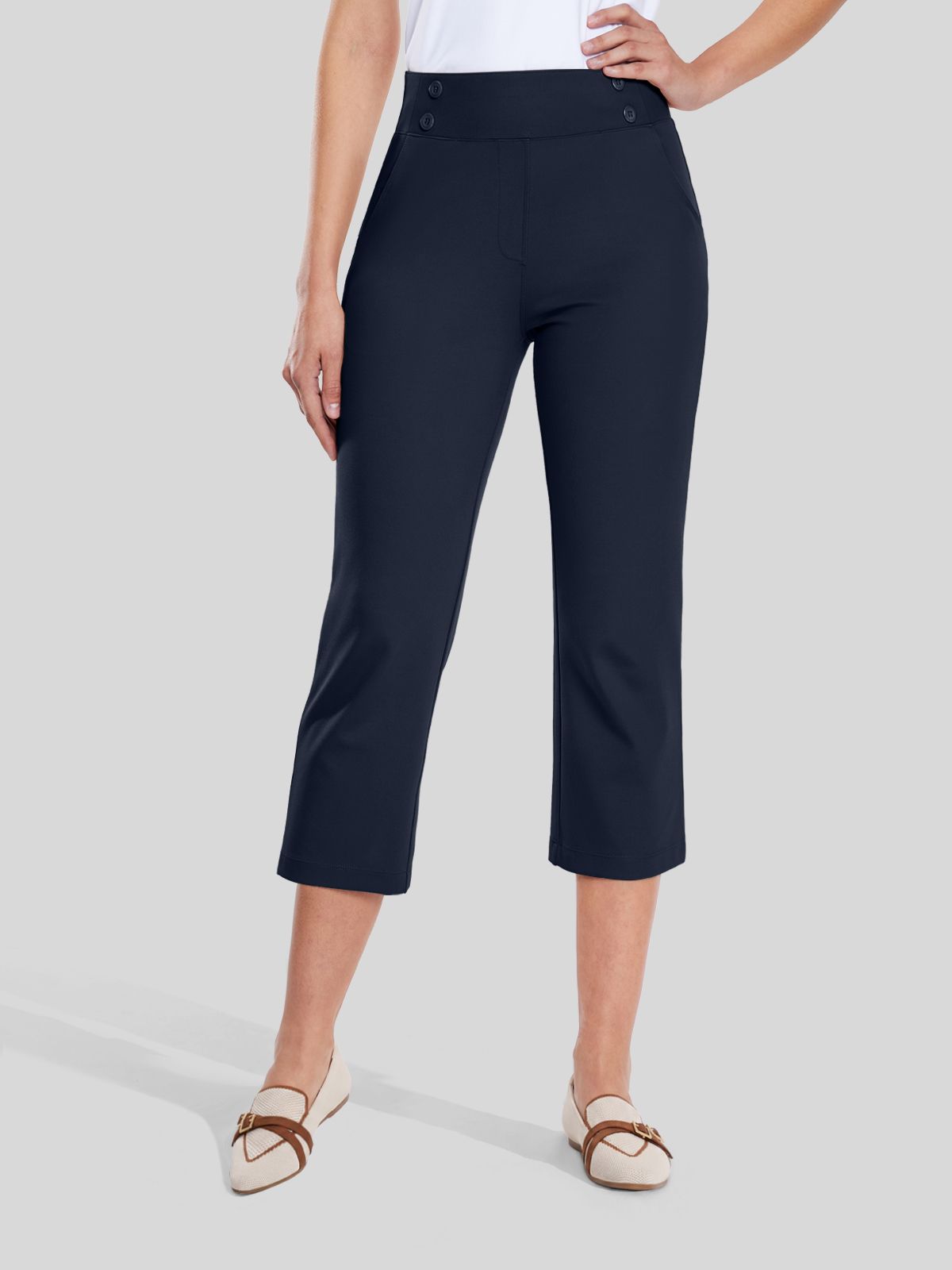 Willit Women's Button Pull On Capris in 