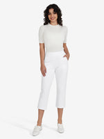 Willit Women's Button Pull On Capris in 