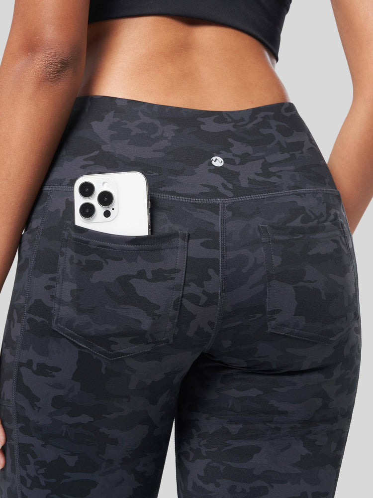 Women's Fleece Crossover Flared Leggings_