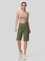 Women's V-Waist Bermuda Short 12" 