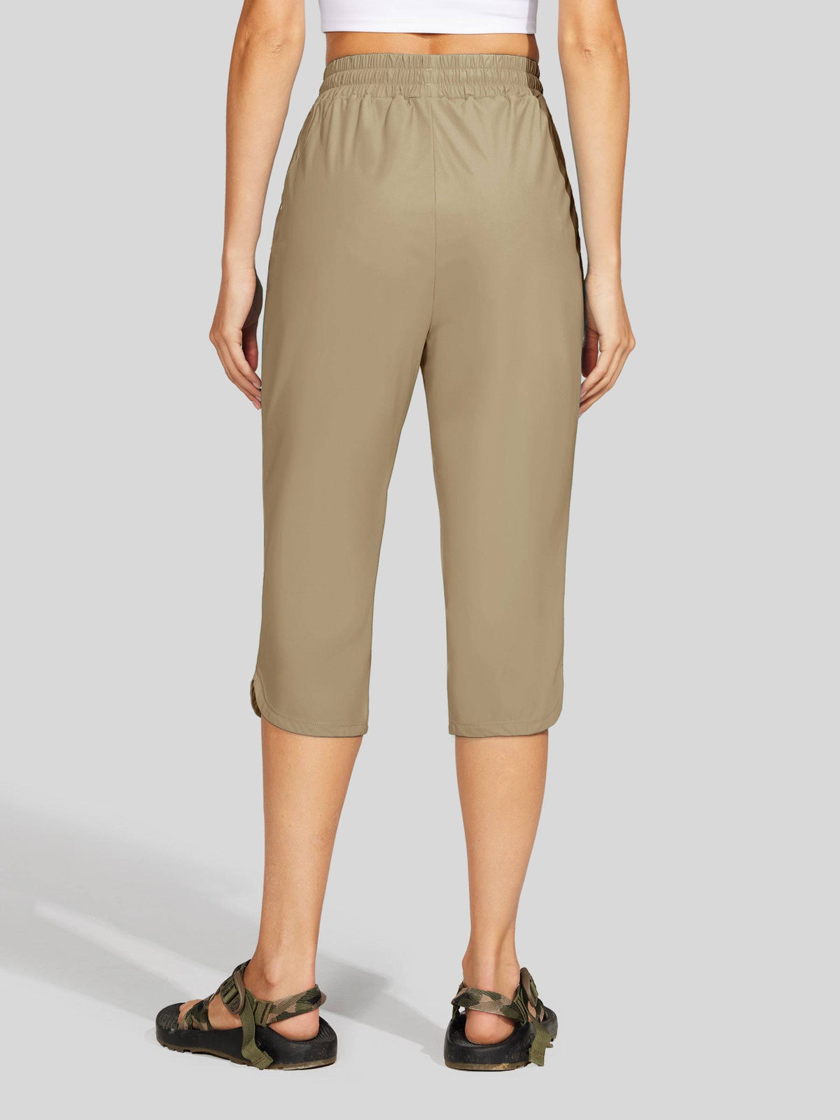 Willit  Women's Sports Woven Capri Pants 