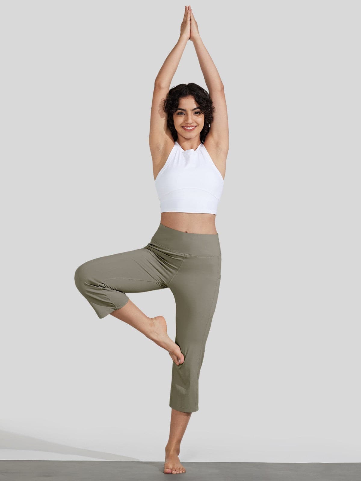 Willit Women's Straight Leg Capris Pants 
