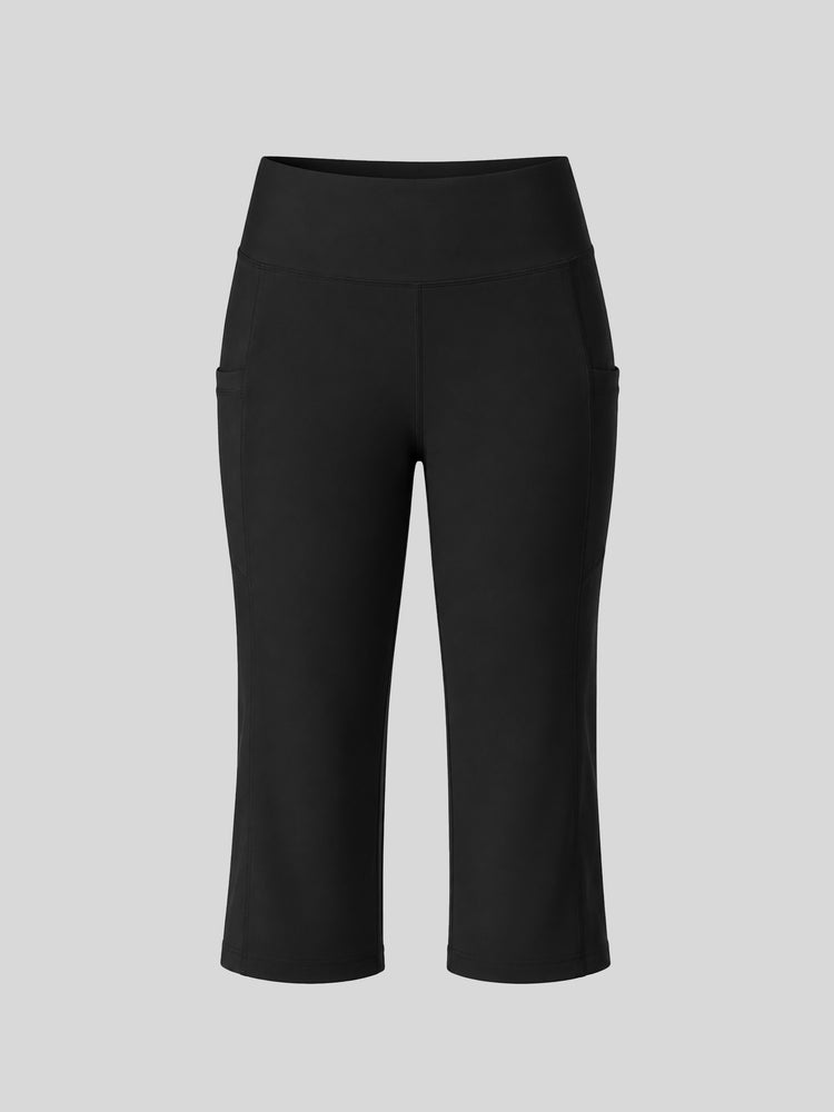 Black high-waisted cropped leggings with side pockets 