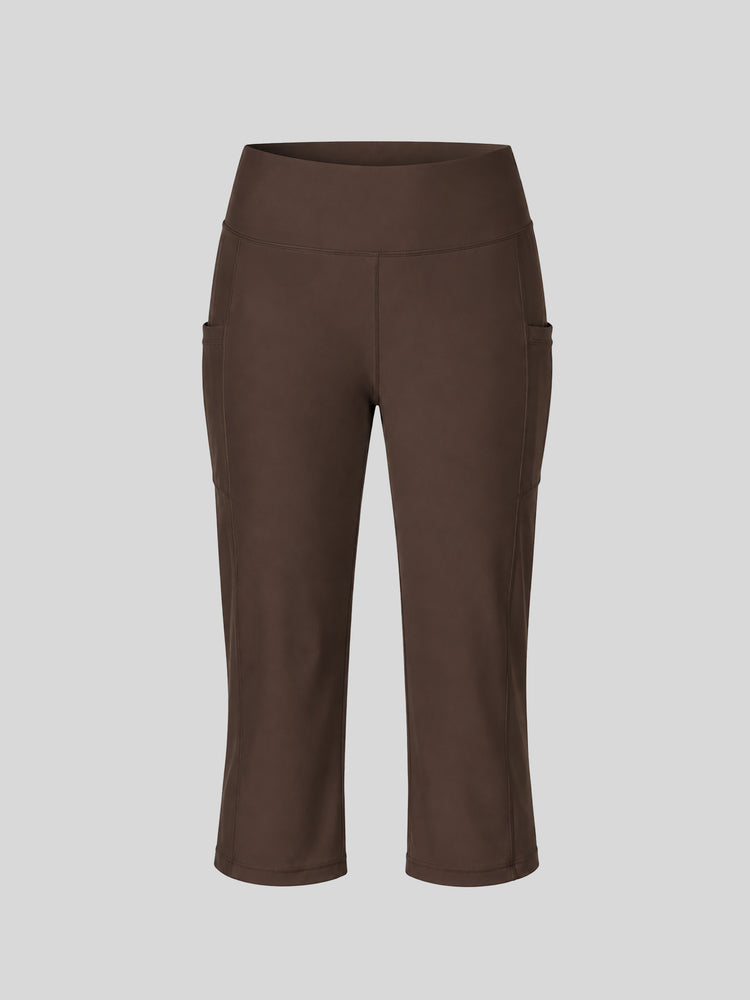Black high-waisted cropped leggings with side pockets 