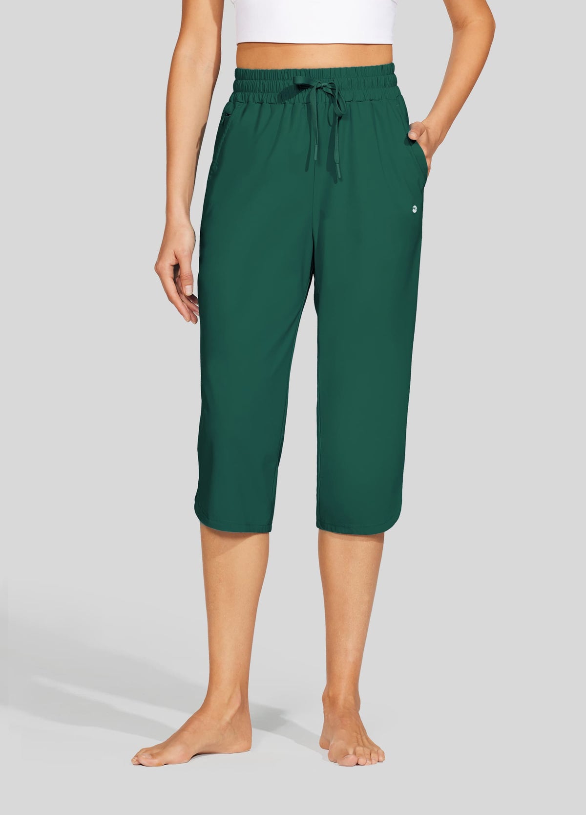 Willit  Women's Sports Woven Capri Pants 