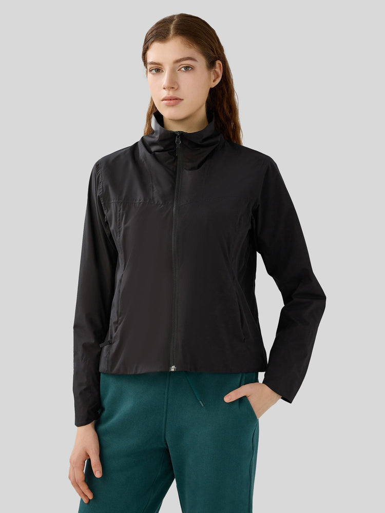 woemn's full-zip athletic jacket with a high collar, fleece-lined  