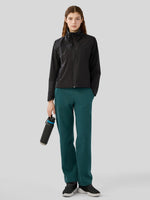 woemn's full-zip athletic jacket with a high collar, fleece-lined  