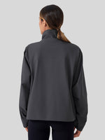 woemn's full-zip athletic jacket with a high collar, fleece-lined  