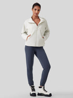 woemn's full-zip athletic jacket with a high collar, fleece-lined  