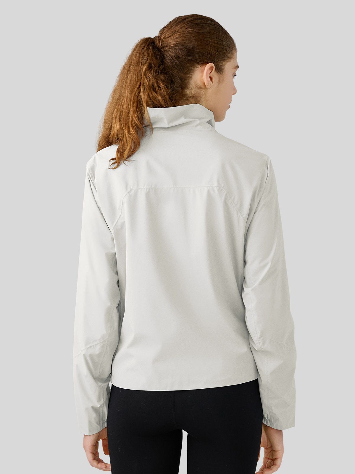 woemn's full-zip athletic jacket with a high collar, fleece-lined  