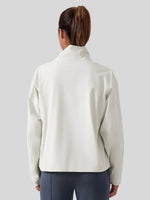 woemn's full-zip athletic jacket with a high collar, fleece-lined  